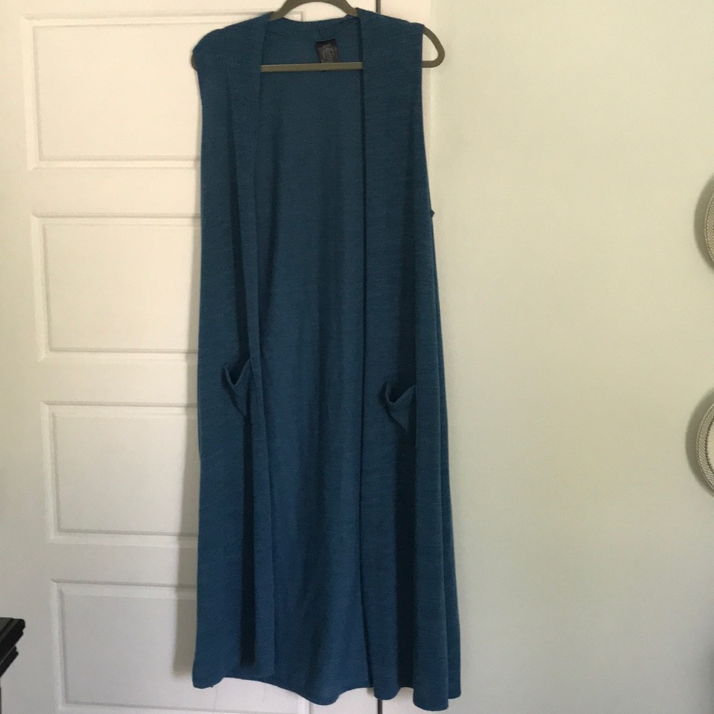 Agnes and Dora Vest Duster XL+